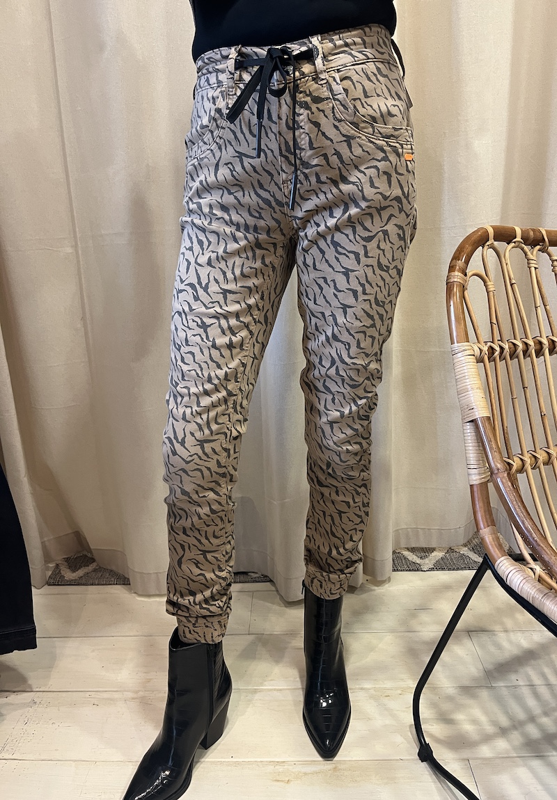 BOUTIQUE_IMAGINE_PANTALON_MARRON_IMPRIME_ANIMALIER_STREET ONE_1