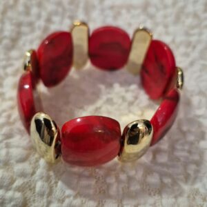 bijoux-fantaisie-bracelet-pierre-rouge-bleu-pampilles-breloques-boutique-imagine-oloron