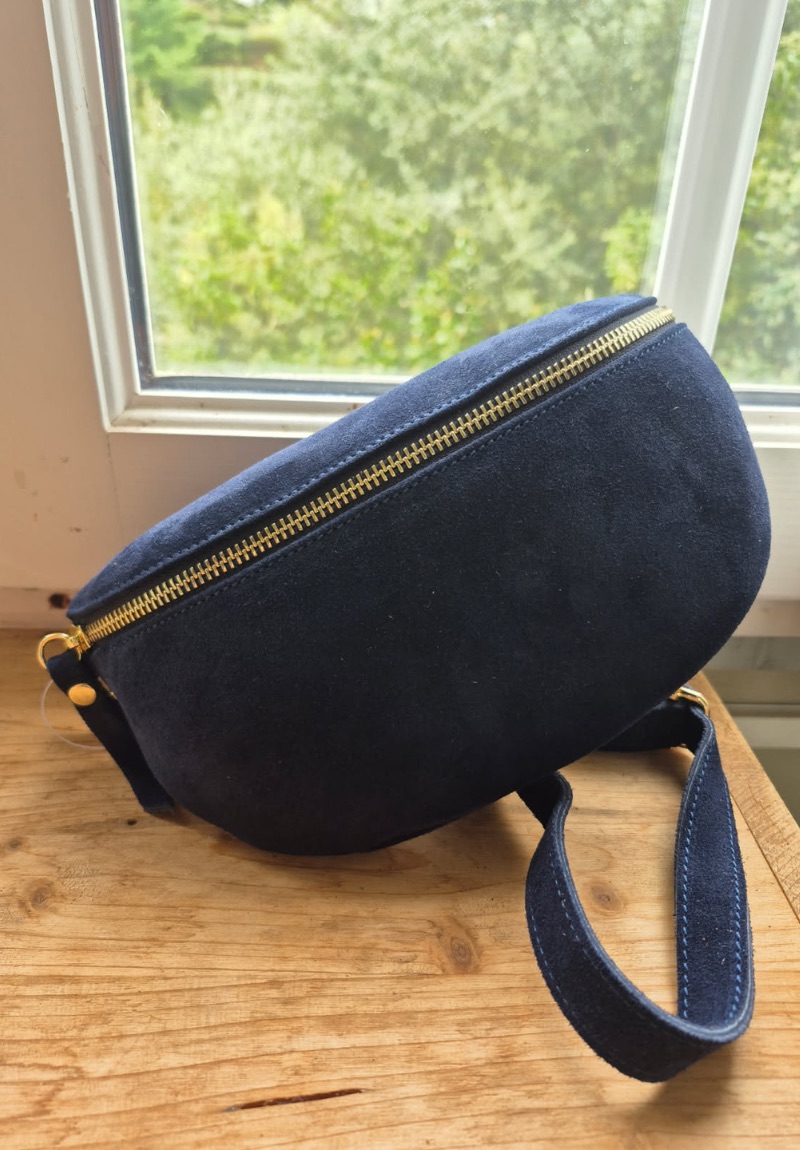 sac-banane-cuir-marine-boutique-imagine-oloron (3)