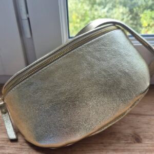 sac-banane-dore-boutique-imagine-oloron