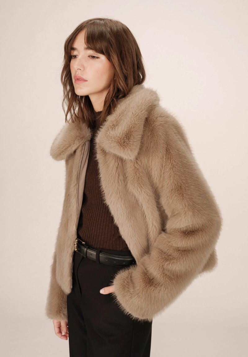 veste-fourrure-grace-et-mila-boutique-imagine-oloron-5