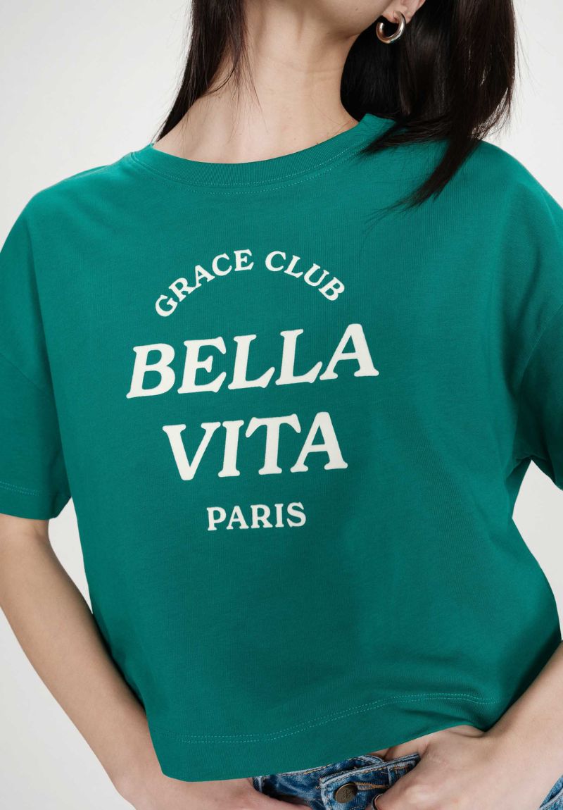 T-shirt court vert VOSS Grace & Mila en coton – coupe oversize – Image 2