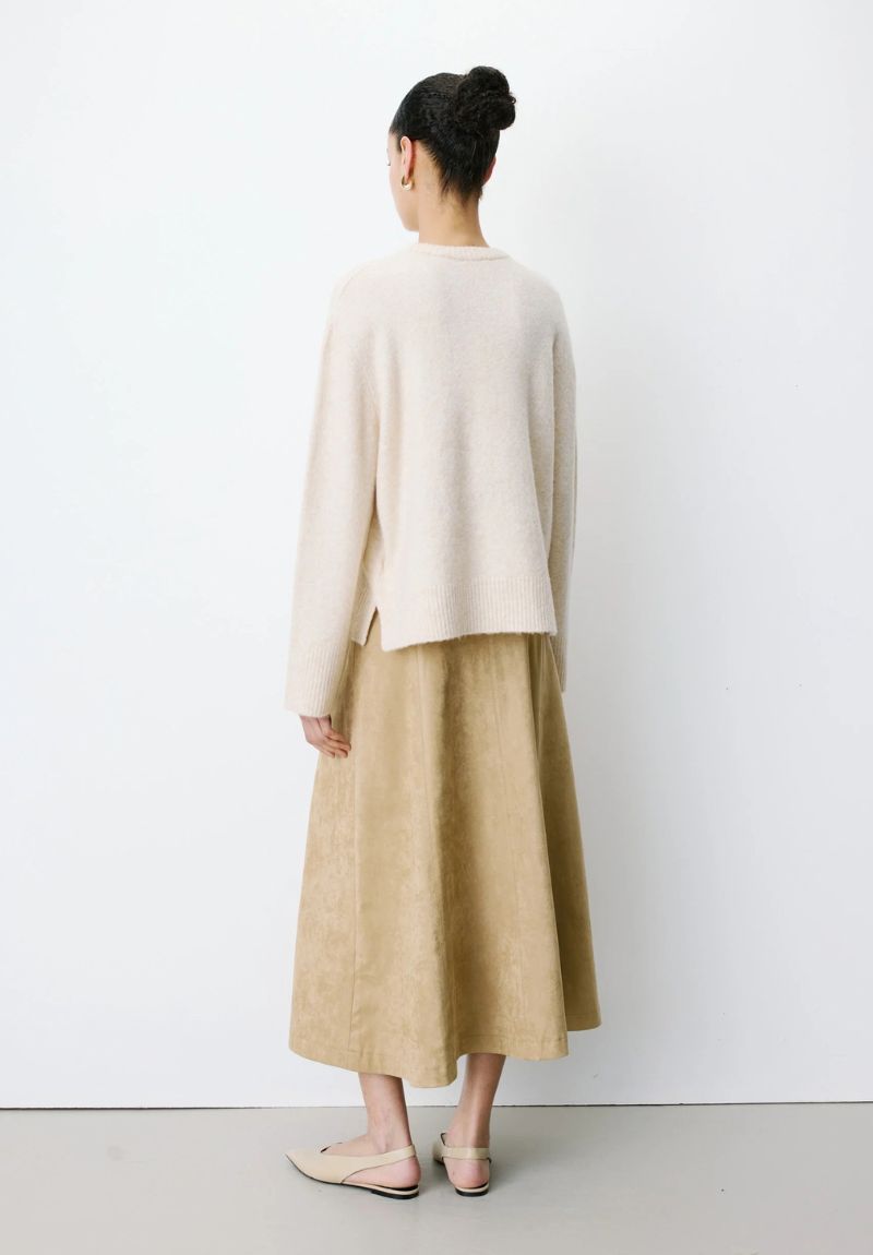 Pull AUBIN à message brodé : l’intemporel romantique et tendance – Image 3