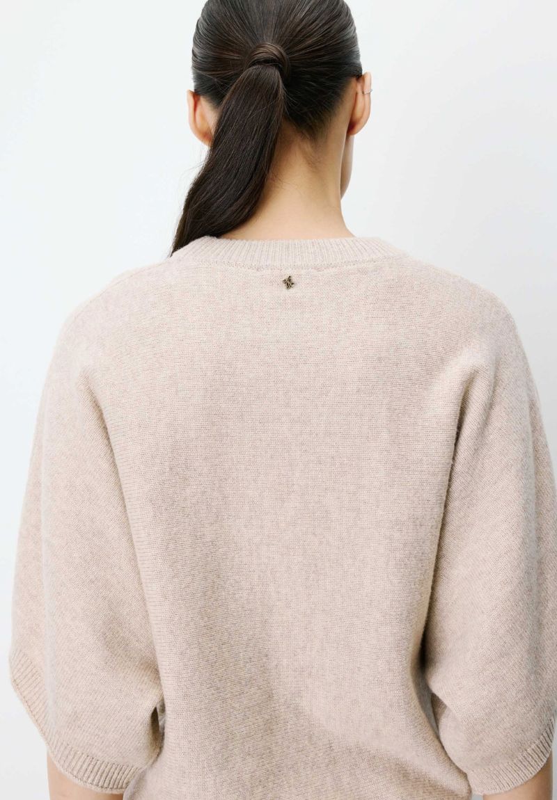 Pull ALMUS Grace & Mila : l’élégance oversize aux manches kimono 3/4 – Image 6