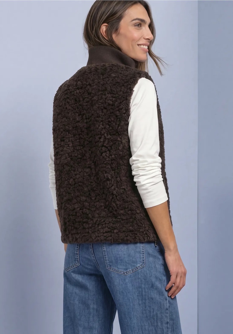 Veste sans manches chocolat en peluche – Street One – Image 2